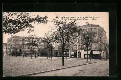 AK Parc-St-Maur, La Place de la Mairie et l`Avenue Victor Hugo