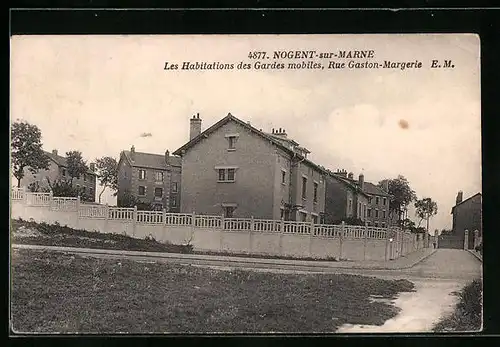 AK Nogent-sur-Marne, Les Habitations des Gardes mobiles, Rue Gaston-Margerie