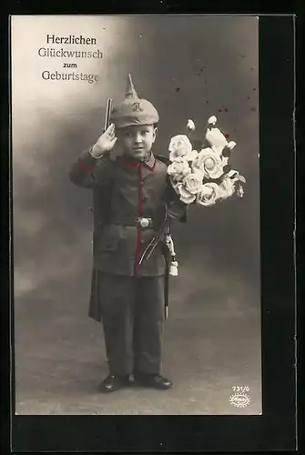 AK Junge in Uniform mit Blumenstrauss gratuliert zum Geburtstag, Kinder Kriegspropaganda