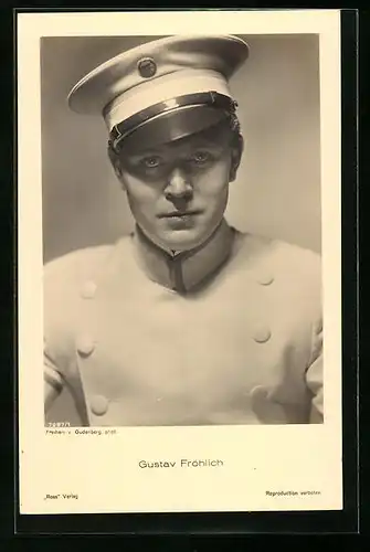 AK Schauspieler Gustav Fröhlich in eleganter Filmuniform