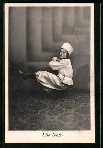 AK Else Stolze beim Volkstanz im Kostümkleid