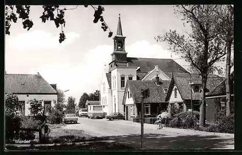 AK Warder, Kerk