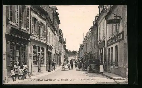 AK Chateauneuf-sur-Cher, la Grande Rue