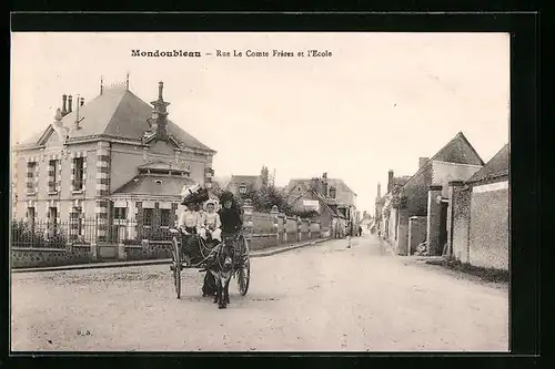 AK Mondoubleau, Rue Le Comte Freres et l`Ecole