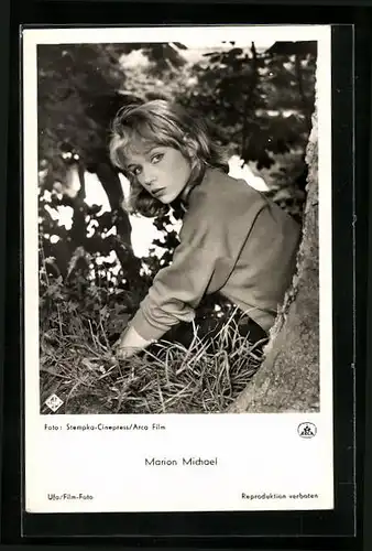 AK Schauspielerin Marion Michael im Kostüm einer Filmrolle