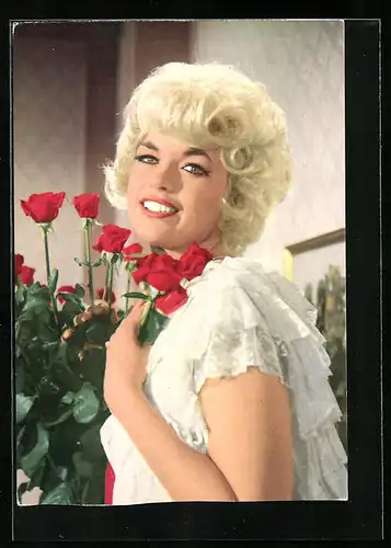 AK Schauspielerin Jayne Mansfield in dem Film Heimweh nach St. Pauli