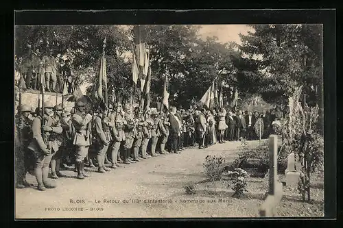AK Blois, Le Retour du 113. d`Infanterie - Hommage aux Morts
