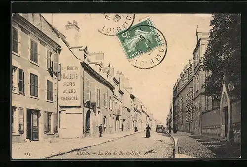 AK Blois, La Rue du Bourg-neuf