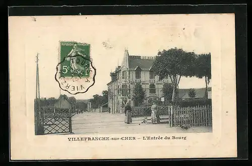 AK Villefranche-sur-Cher, L`Entrèe du Bourg