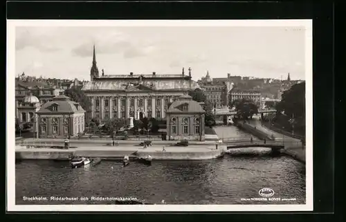 AK Stockholm, Riddarhuset och Riddarholmskanalen
