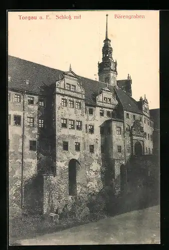 AK Torgau a. E., am Bärengraben vor dem Schloss