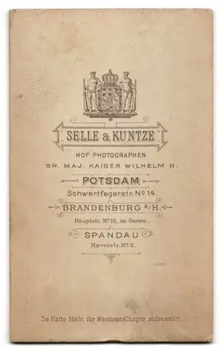 Fotografie Selle & Kuntze, Potsdam, Schwertfegerstr. 14, Junge Dame mit Hochsteckfrisur