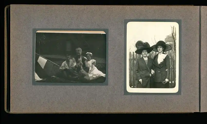 Fotoalbum mit 94 Fotografien, Reisealbum Lt. d.R. Georg F. Sieland, Hundedressur, Schiffshebewerk Dortmund, Luisentempel 28