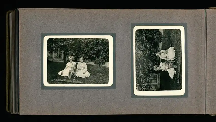 Fotoalbum mit 94 Fotografien, Reisealbum Lt. d.R. Georg F. Sieland, Hundedressur, Schiffshebewerk Dortmund, Luisentempel 4