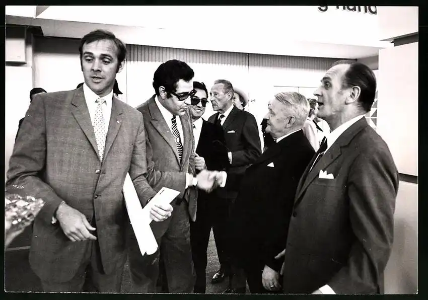 21 Fotografien Gerhard Hillmer, Potsdam & John Christensen, Göteborg, Ausstellung Messe - Leipzig, DDR Funkionäre 4