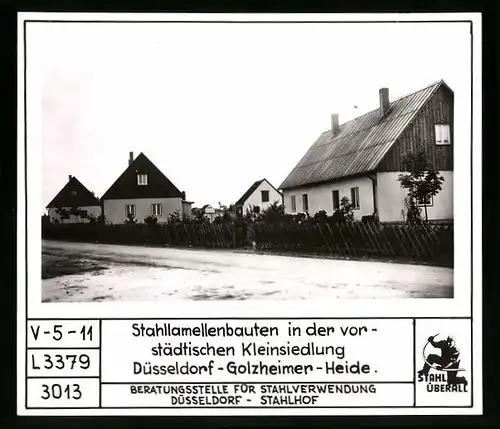 Fotografie unbekannter Fotograf, Ansicht Düsseldorf-Golzheim, Stahllamellenbauten in der Kleinsiedlung