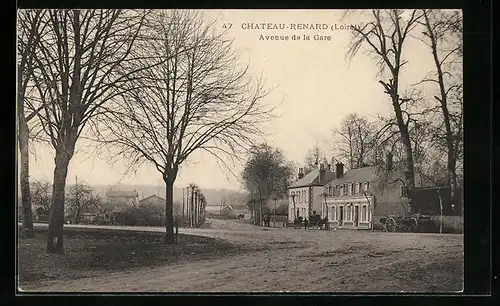 AK Château-Renard, Avenue de la Gare, Bahnhof