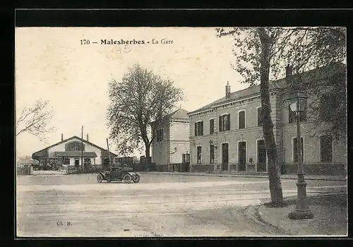 AK Malesherbes, La Gare, Bahnhof