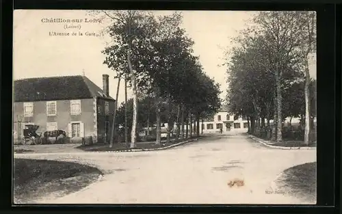 AK Châtillon-sur-Loire, L`Avenue de la Gare, Bahnhof