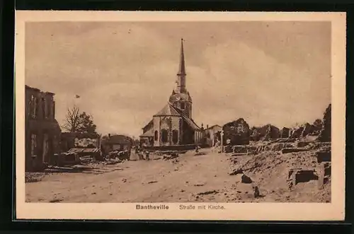 AK Bantheville, Strasse mit Kirche