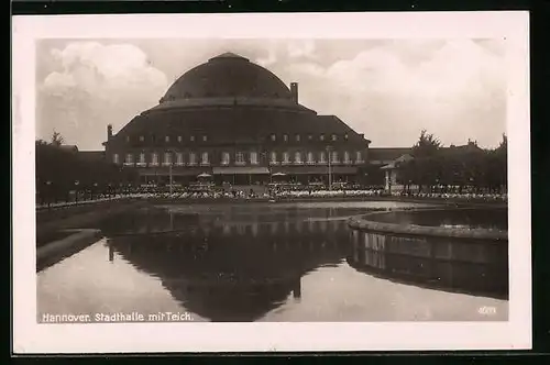AK Hannover, Stadthalle mit Teich