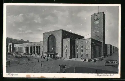 AK Stuttgart, Hauptbahnhof mit Strassenbahnen