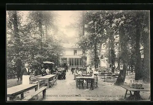 AK La Varenne-Chennevières, Intérieur de l`Ile d`Amour