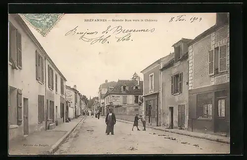 AK Brévannes, Grande Rue vers le Chateau