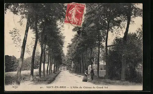 AK Sucy-en-Brie, L`Allée du Château du Grand Val