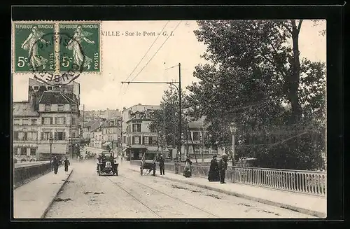 AK Joinville-le-Pont, Sur le Pont