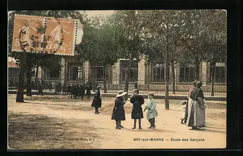 AK Bry-sur-Marne, École des Garcons