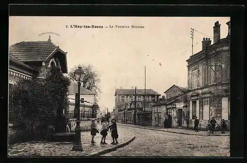AK L`Hay-les-Roses, La Fontaine Bronzac