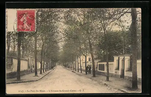 AK Le Parc St-Maur, L`Avenue du Grand-Chêne