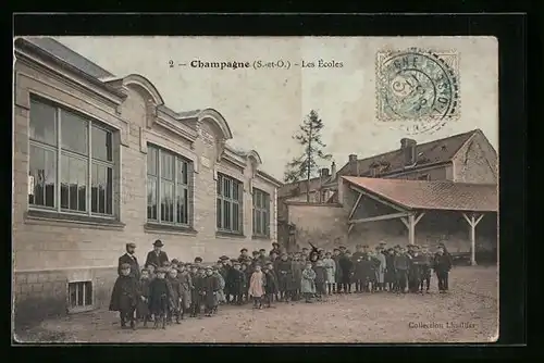 AK Champagne, Les Écoles