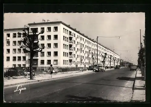 AK Champigny-sur-Marne, H.L.M. Plant Champigny, Avenue de la Republique