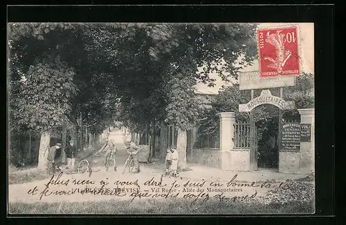 AK Pléssis-Trévise, Val Roger, Allée des Mousquetaires