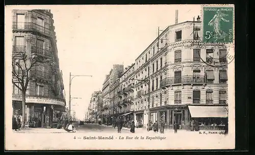 AK St-Mandé, La Rue de la Republique