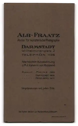 Fotografie Albert Fraatz, Darmstadt, Wilhelminenplatz 2, Bürgerlicher mit Glatze und prächtigem Schnauzer