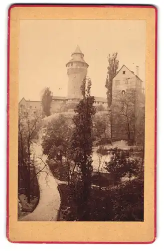Fotografie unbekannter Fotograf, Ansicht Nürnberg, Blick auf die Freiung an der Burg