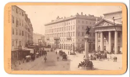 Fotografie G. Malovich, Trieste, Ansicht Trieste, Blick auf den Börsenplatz