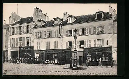 AK Villejuif, Place de la Fontaine