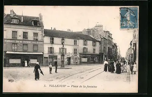 AK Villejuif, Place de la fontaine