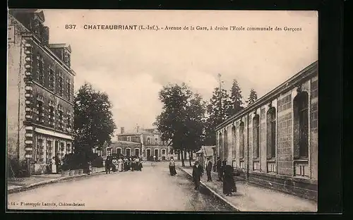AK Chateaubriant, Avenue de la Gare, l`Ecole communale des Garcons