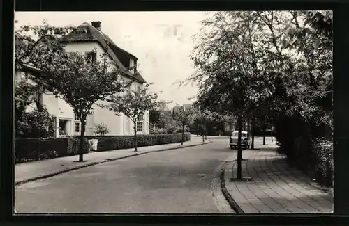 AK Oegstgeest, Julianalaan