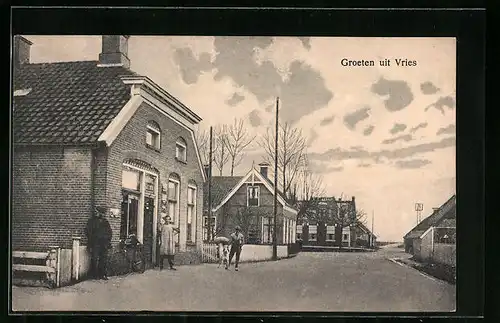 AK Vries, Strassenpartie mit Geschäft