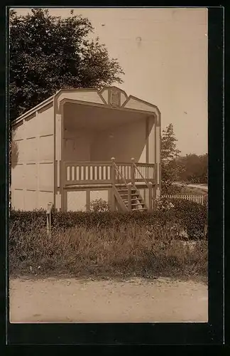 Foto-AK Breezand, Ortspartie mit Bühne