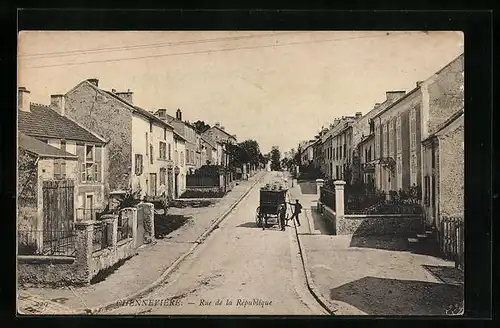 AK Chennevieres, Rue de la Republique