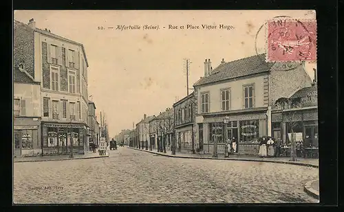 AK Alfortville, Rue et Place Victor Hugo
