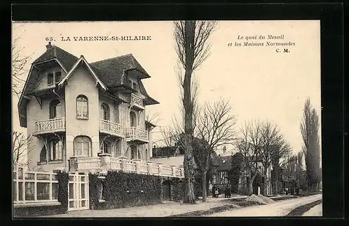 AK La Varenne-St-Hilaire, le Quai du Mesnil et les Maisons Normandes