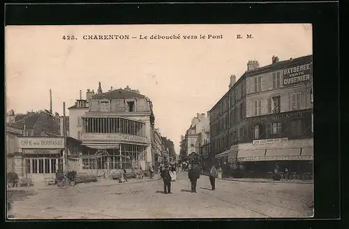AK Charenton, Le débouché vers le Pont